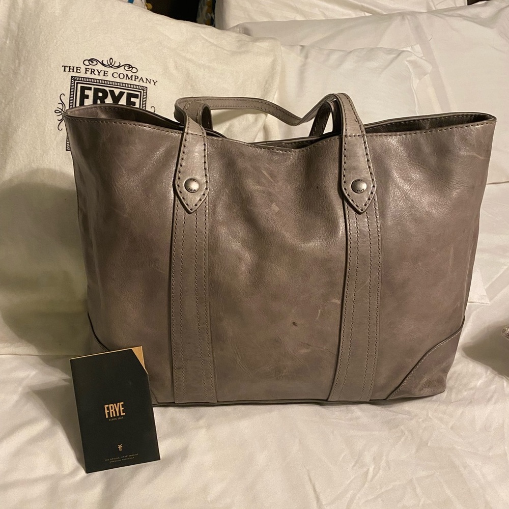 NWT Frye Melissa Leather Shopper Tote